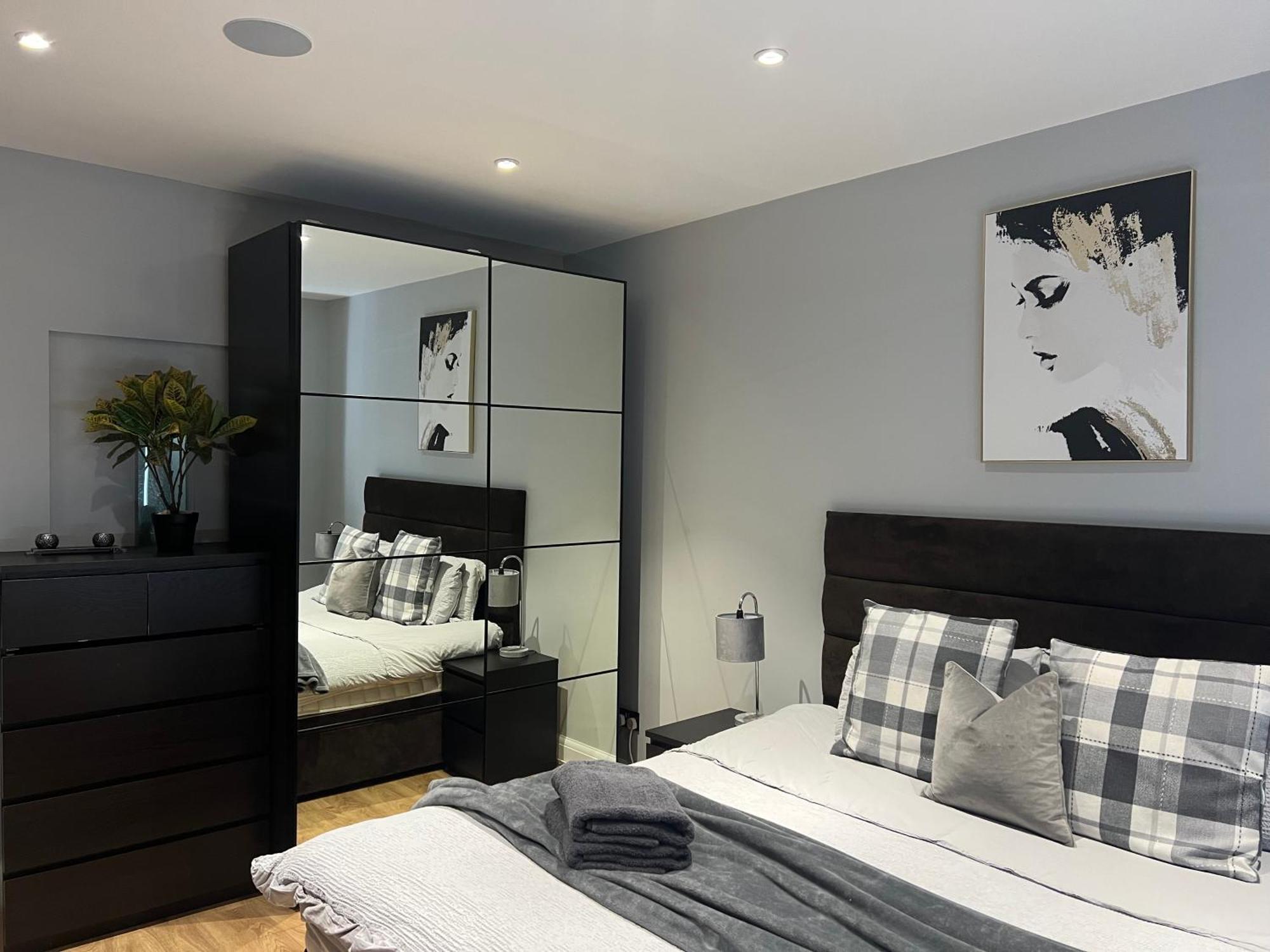 The Broadway Beach House With Hot Tub Herne Bay Esterno foto