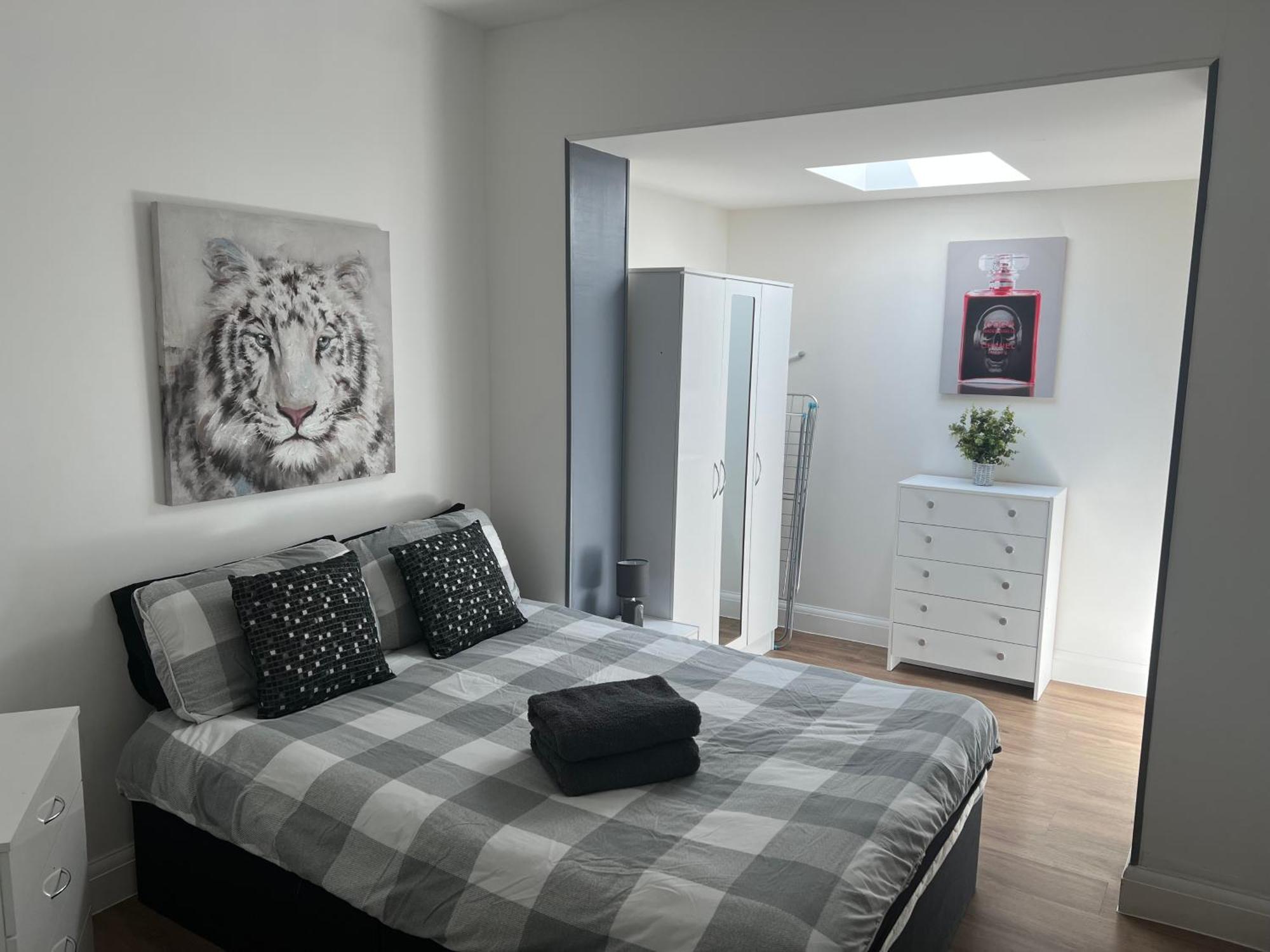 The Broadway Beach House With Hot Tub Herne Bay Esterno foto