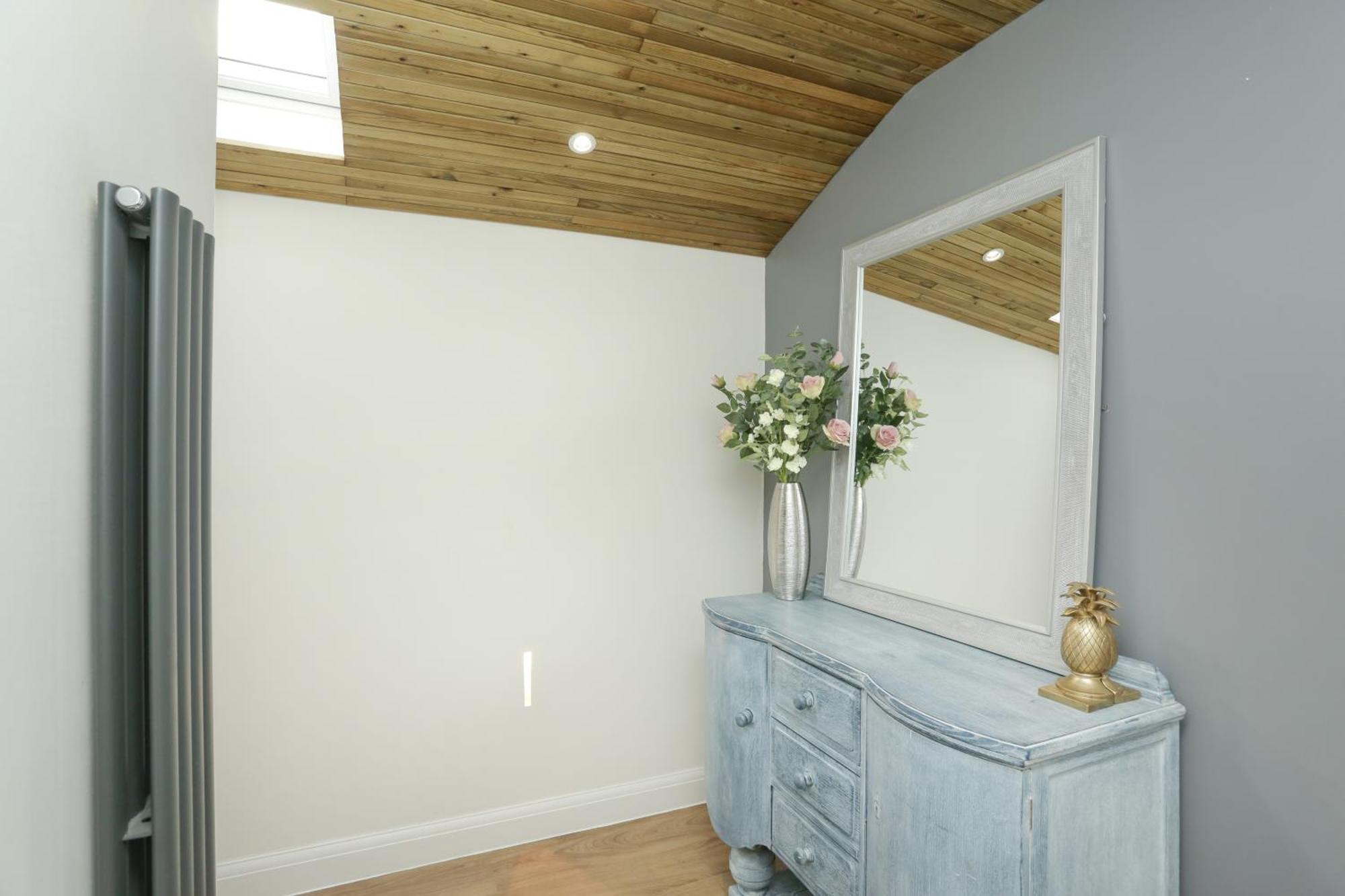 The Broadway Beach House With Hot Tub Herne Bay Esterno foto